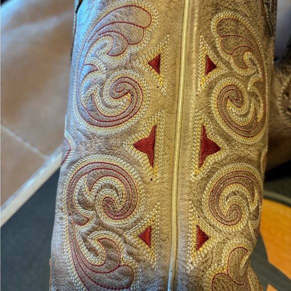 Ariat Martina cowboy boot. - Picture 7 of 7
